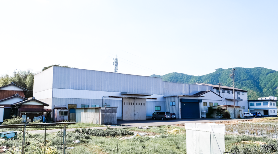 三栄舎ローラ製造所・社内風景01