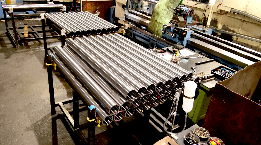 三栄舎ローラ製造所・社内風景03